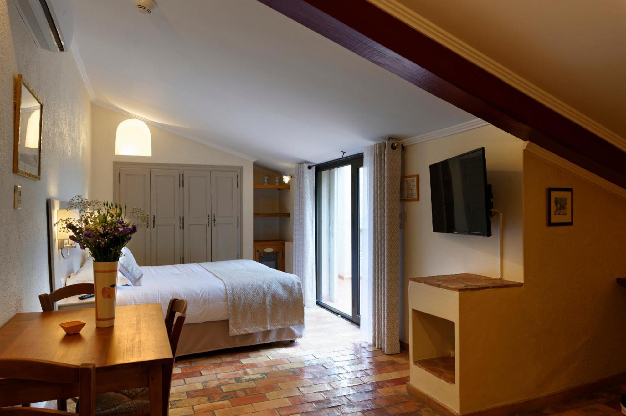 Charembeau Hotel Forcalquier Luaran gambar