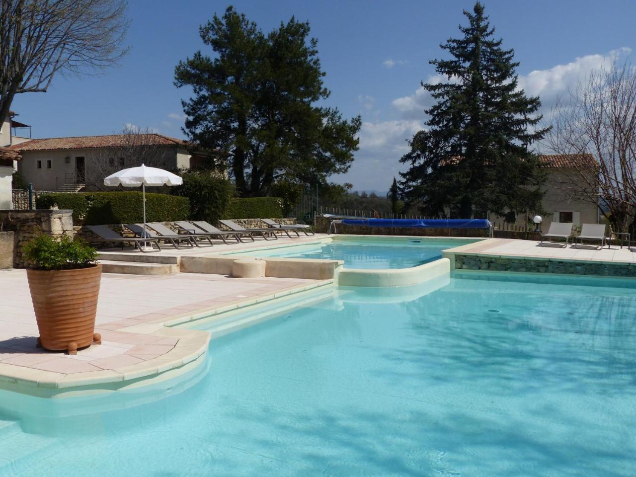 Charembeau Hotel Forcalquier Luaran gambar