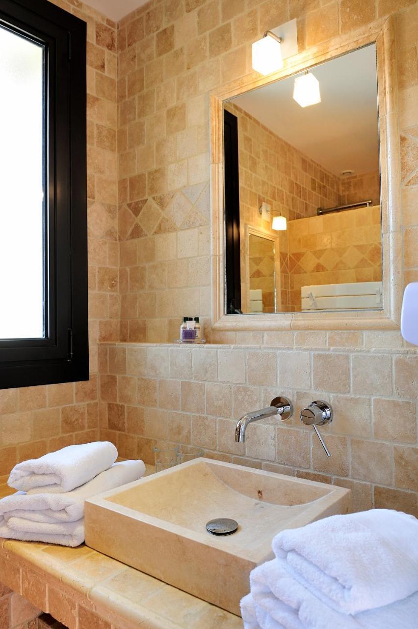 Charembeau Hotel Forcalquier Luaran gambar